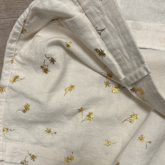 Old Navy Cream Shorts with Gold Accents - Picture 3 of 4